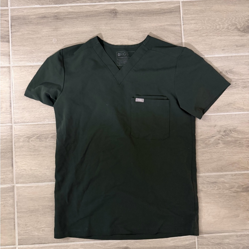 FIGS Men's Green V-Neck Shirt